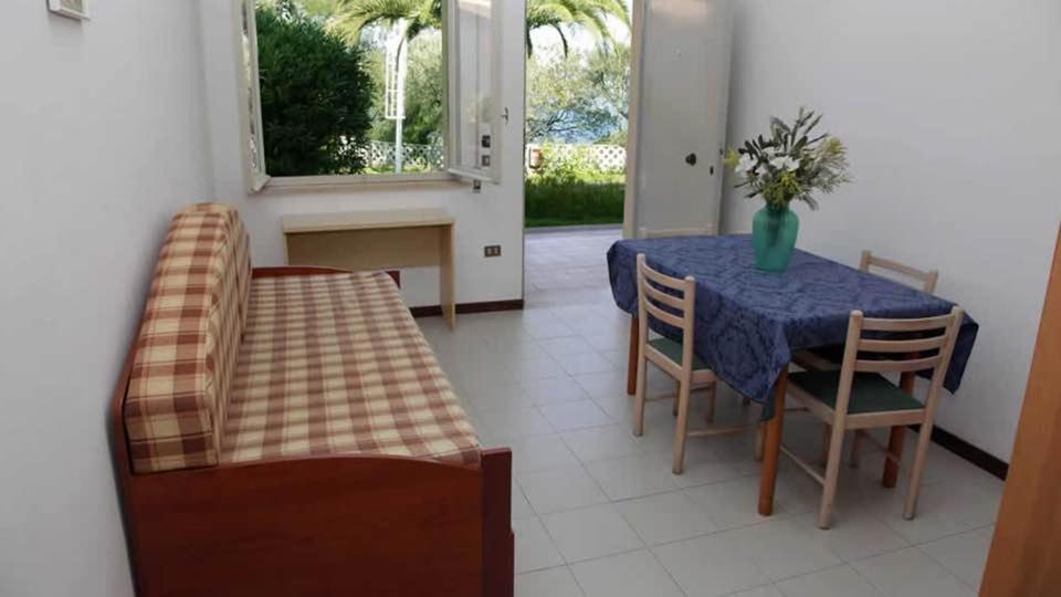 Residence Pace Village トロペーア エクステリア 写真